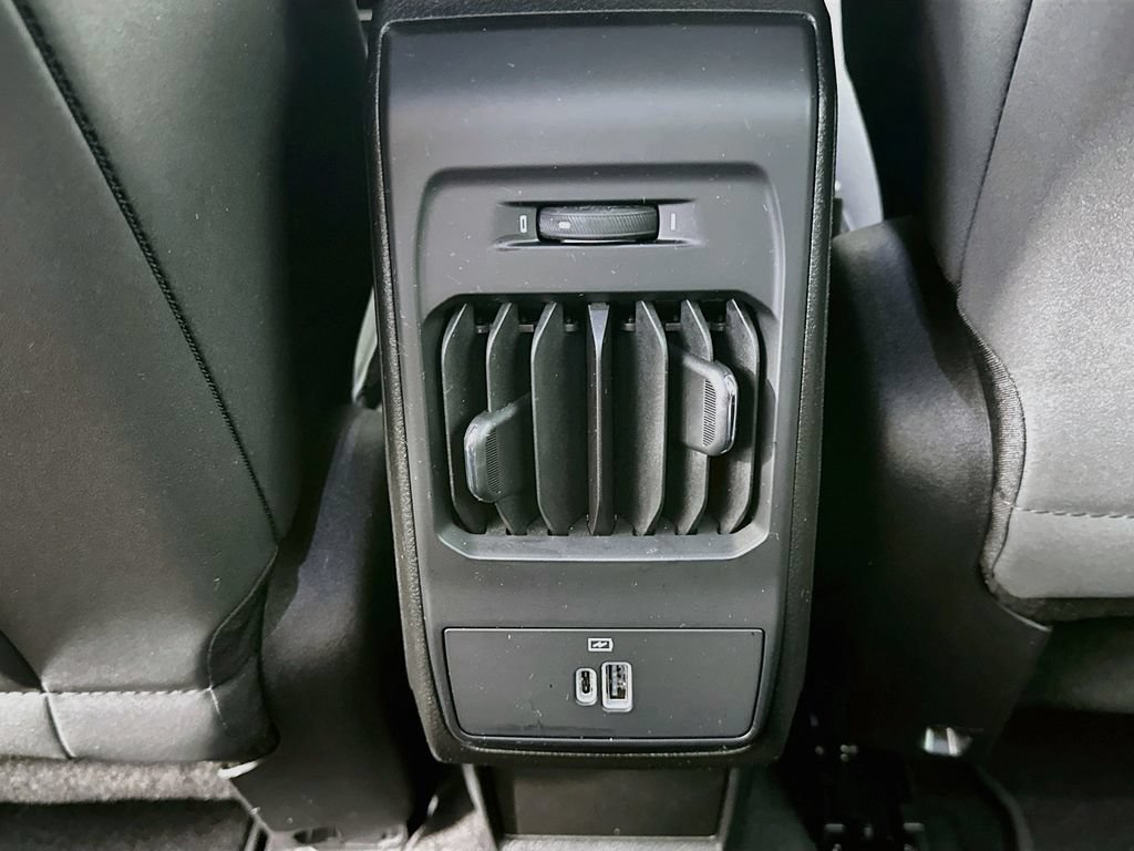 Used 2025 Alfa Romeo Tonale AWD/4WD image 22