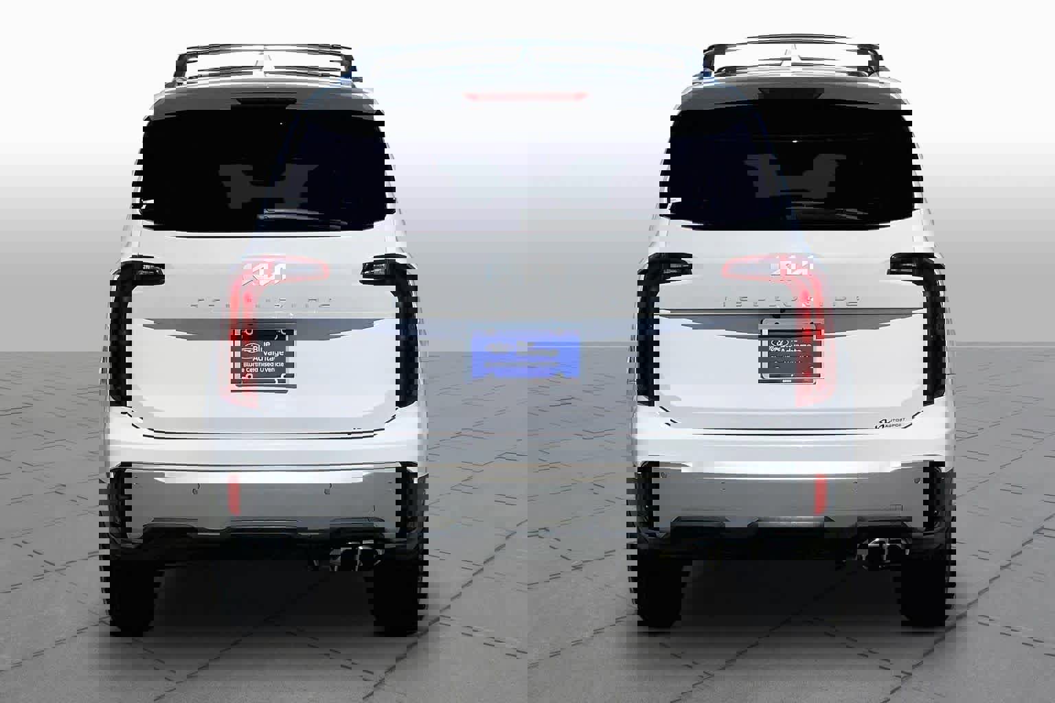 Used 2024 Kia Telluride S image 5