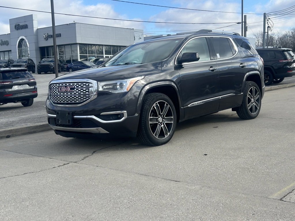 Used 2017 GMC Acadia Denali w/ Technology Package image 2