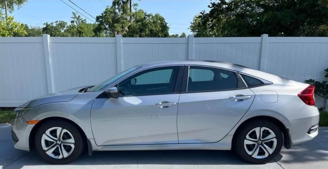 Used 2018 Honda Civic LX image 10