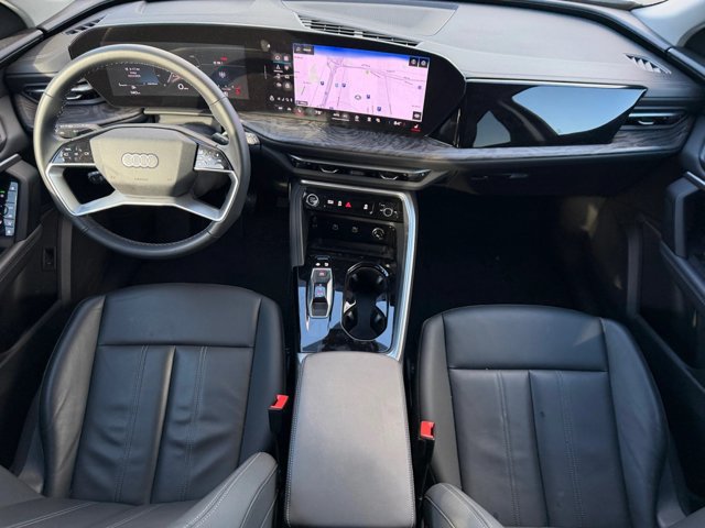 Used 2025 Audi Q5 Premium w/ Convenience Package AWD/4WD image 13