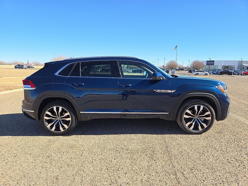 Used 2022 Volkswagen Atlas Cross Sport SEL Premium R-Line w/ Cross Sport MDO Package image 6