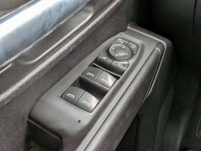 Used 2021 Chevrolet Silverado 2500 Custom w/ Custom Value Package AWD/4WD image 16