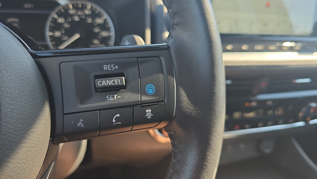 Used 2023 Nissan Rogue SL w/ SL Premium Package AWD/4WD image 28