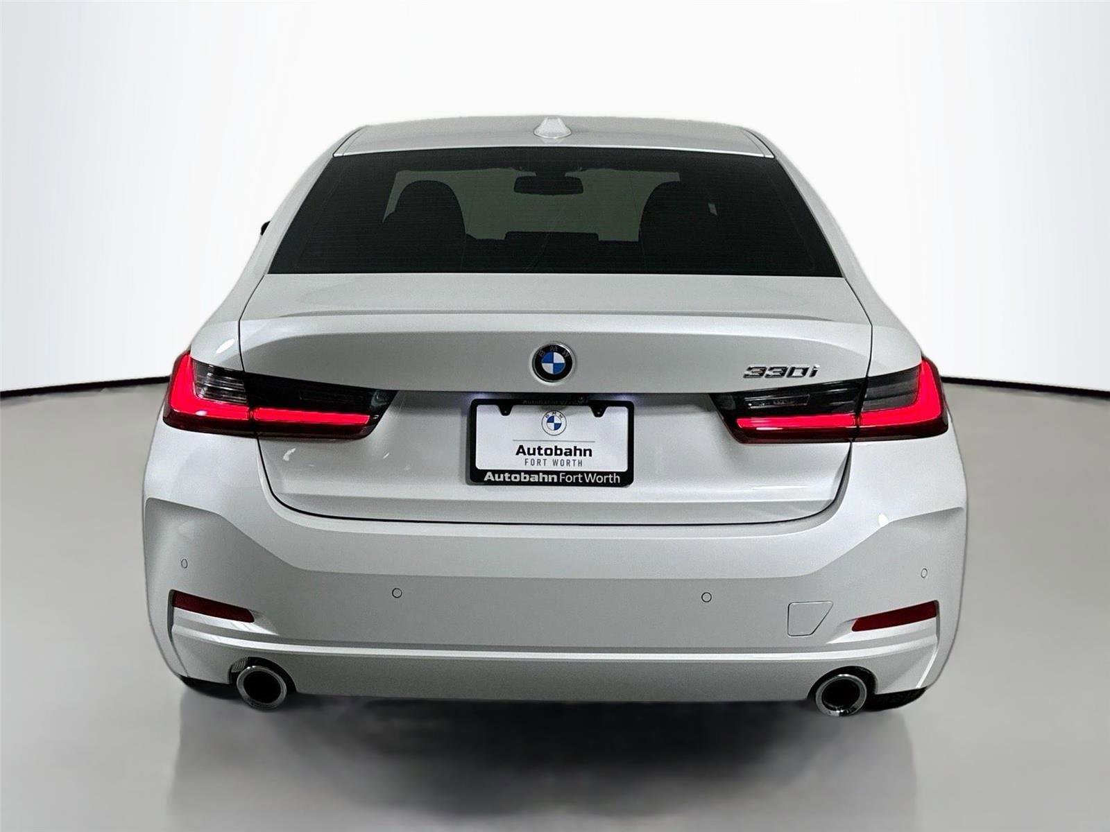 New 2025 BMW 330i Sedan w/ Premium Package RWD image 6