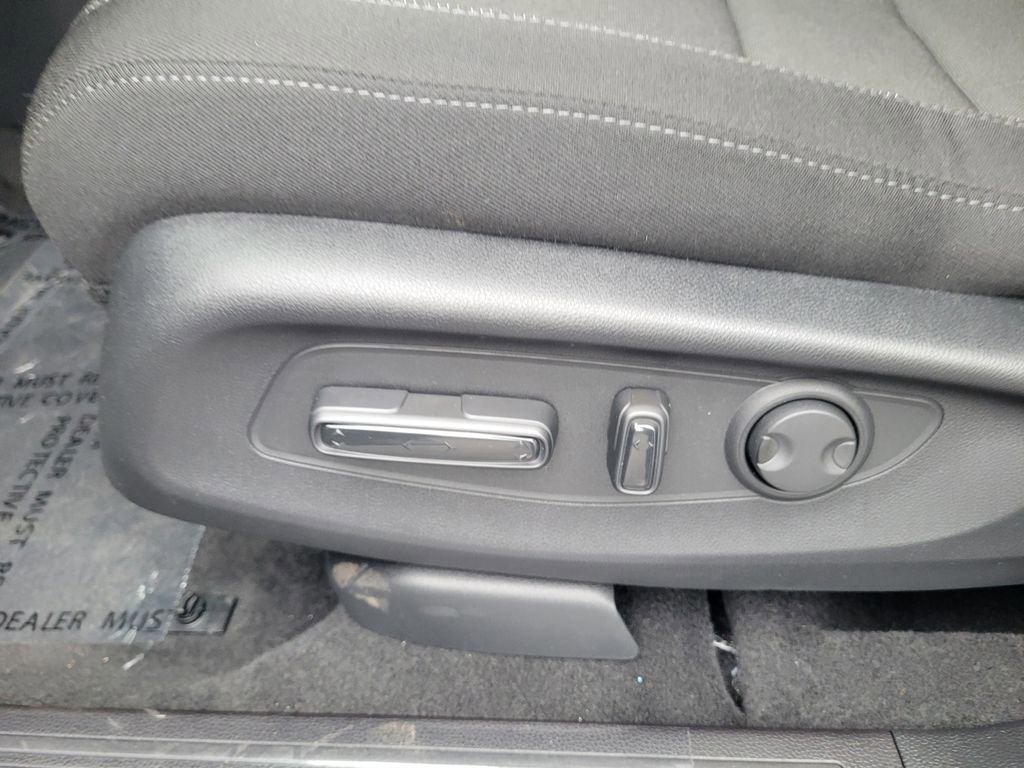 New 2026 Honda CR-V EX image 13