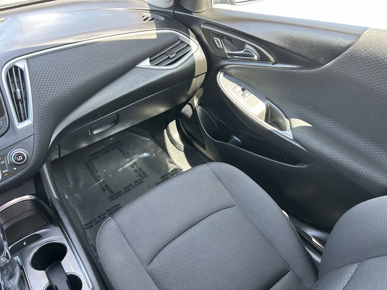 Used 2023 Chevrolet Malibu LT image 18