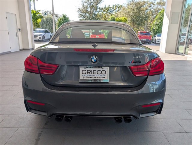 Used 2018 BMW M4 Convertible image 11