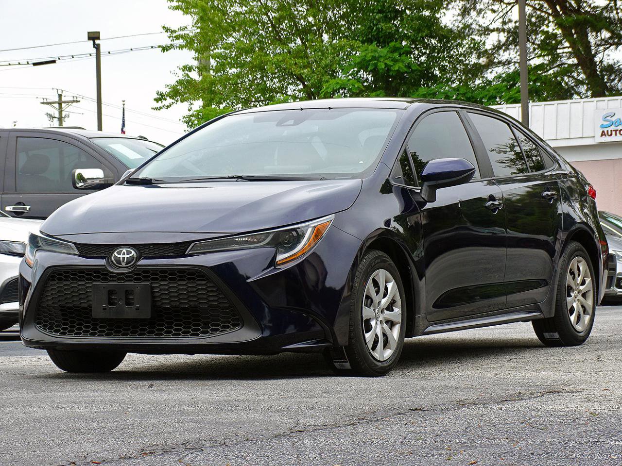 Used 2020 Toyota Corolla LE FWD image 7