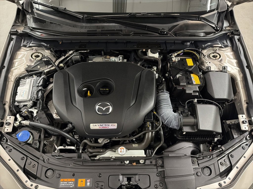 Used 2024 MAZDA MAZDA3 Hatchback w/Premium Plus Pkg image 38