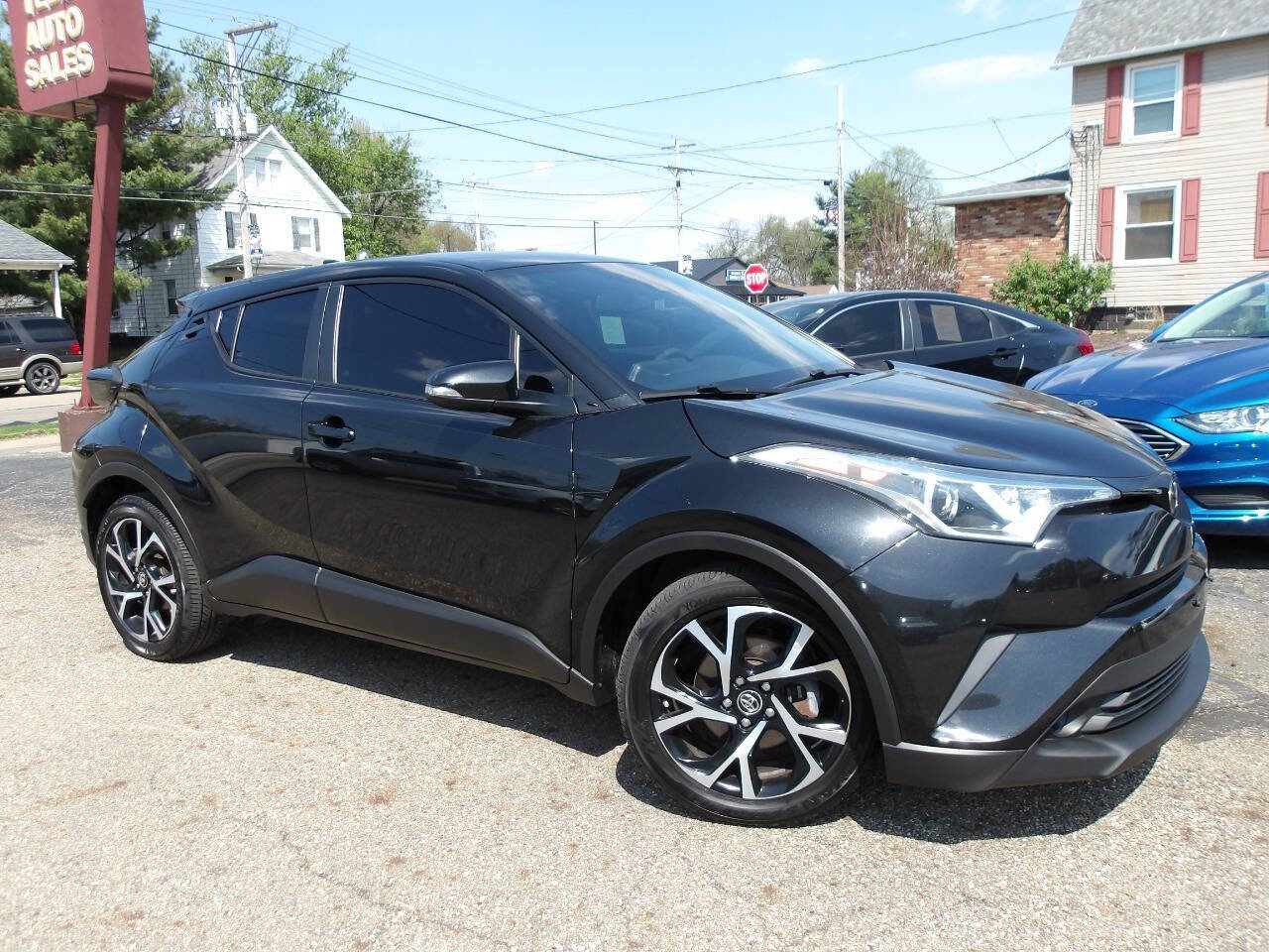 Used 2018 Toyota C-HR XLE FWD image 8