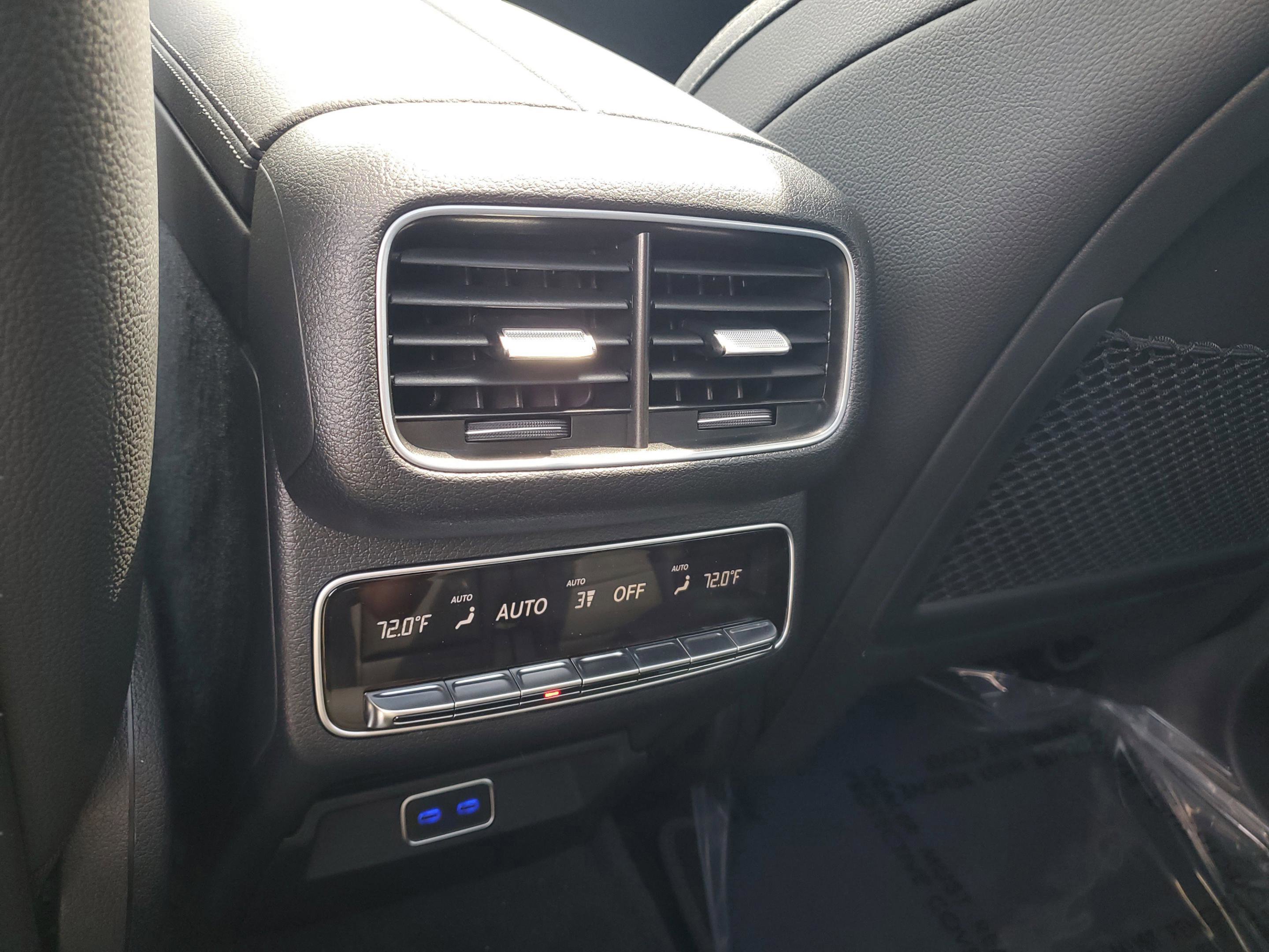 Used 2026 Mercedes-Benz GLS 450 4MATIC image 15