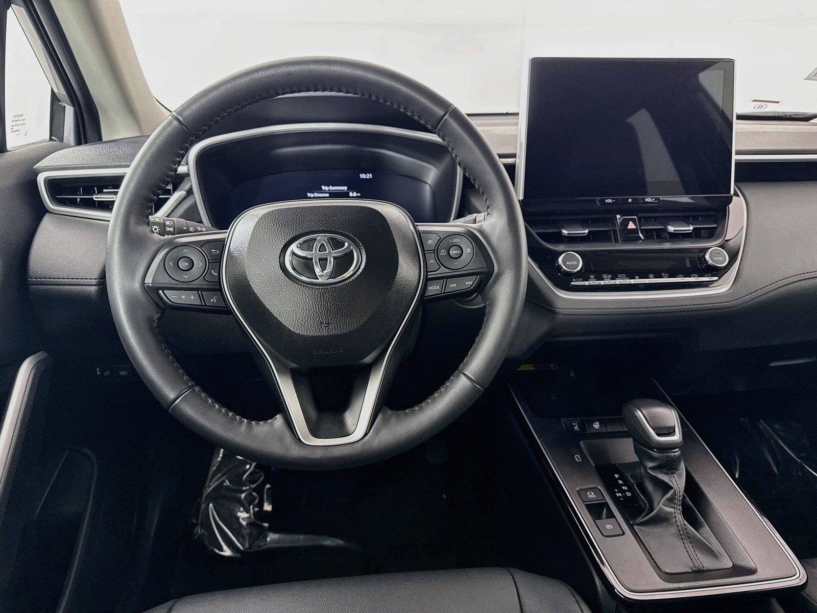 Certified 2026 Toyota Corolla Cross XLE AWD/4WD image 31
