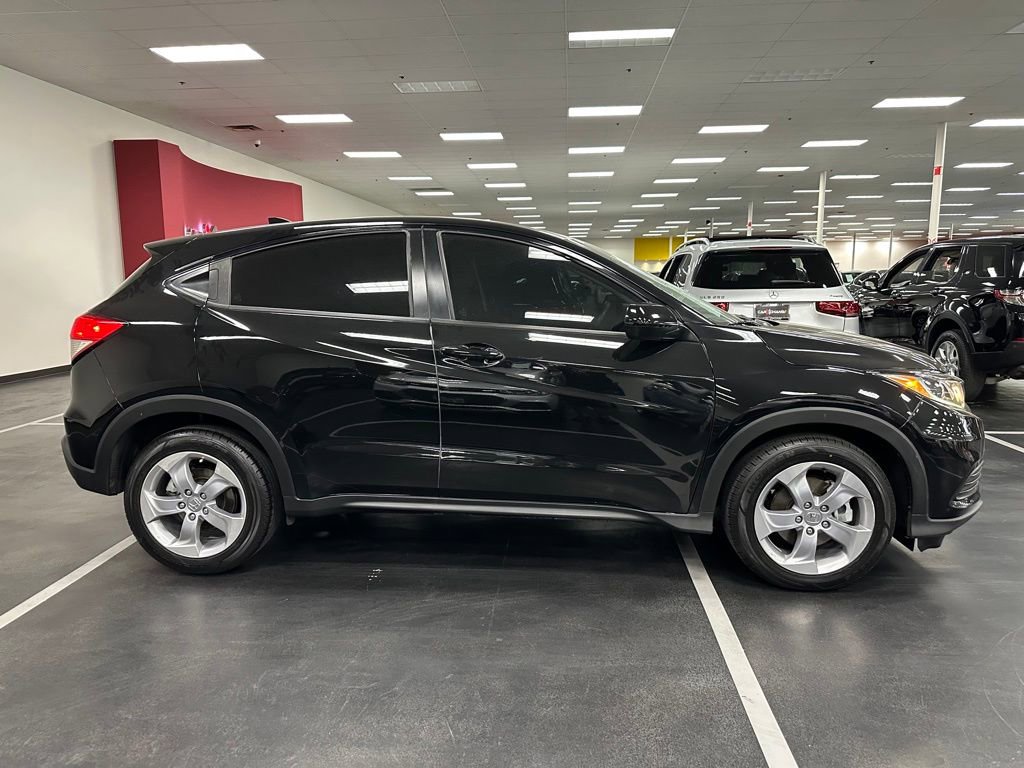 Used 2019 Honda HR-V LX image 8