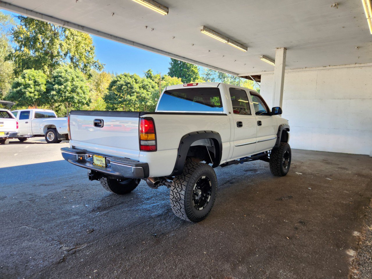 Used 2005 GMC Sierra 1500 SLT w/ Light Duty Power Package AWD/4WD image 3