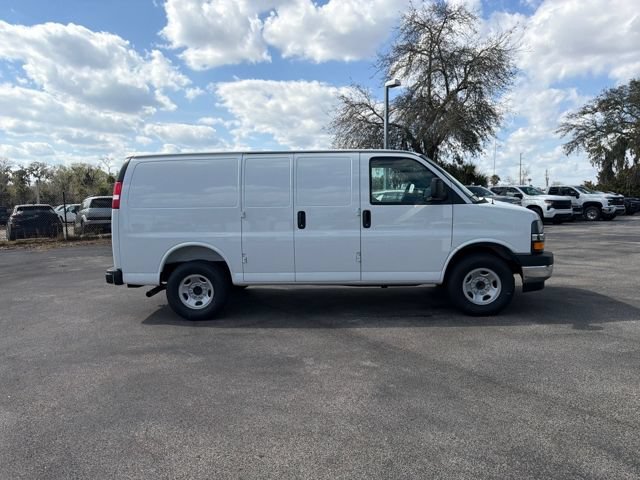 New 2026 Chevrolet Express 2500 w/ Driver Convenience Package RWD image 17