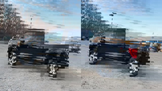 Used 2023 Ford F150 XLT image 6