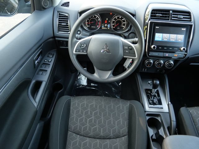 Used 2026 Mitsubishi Outlander Sport ES AWD/4WD image 12