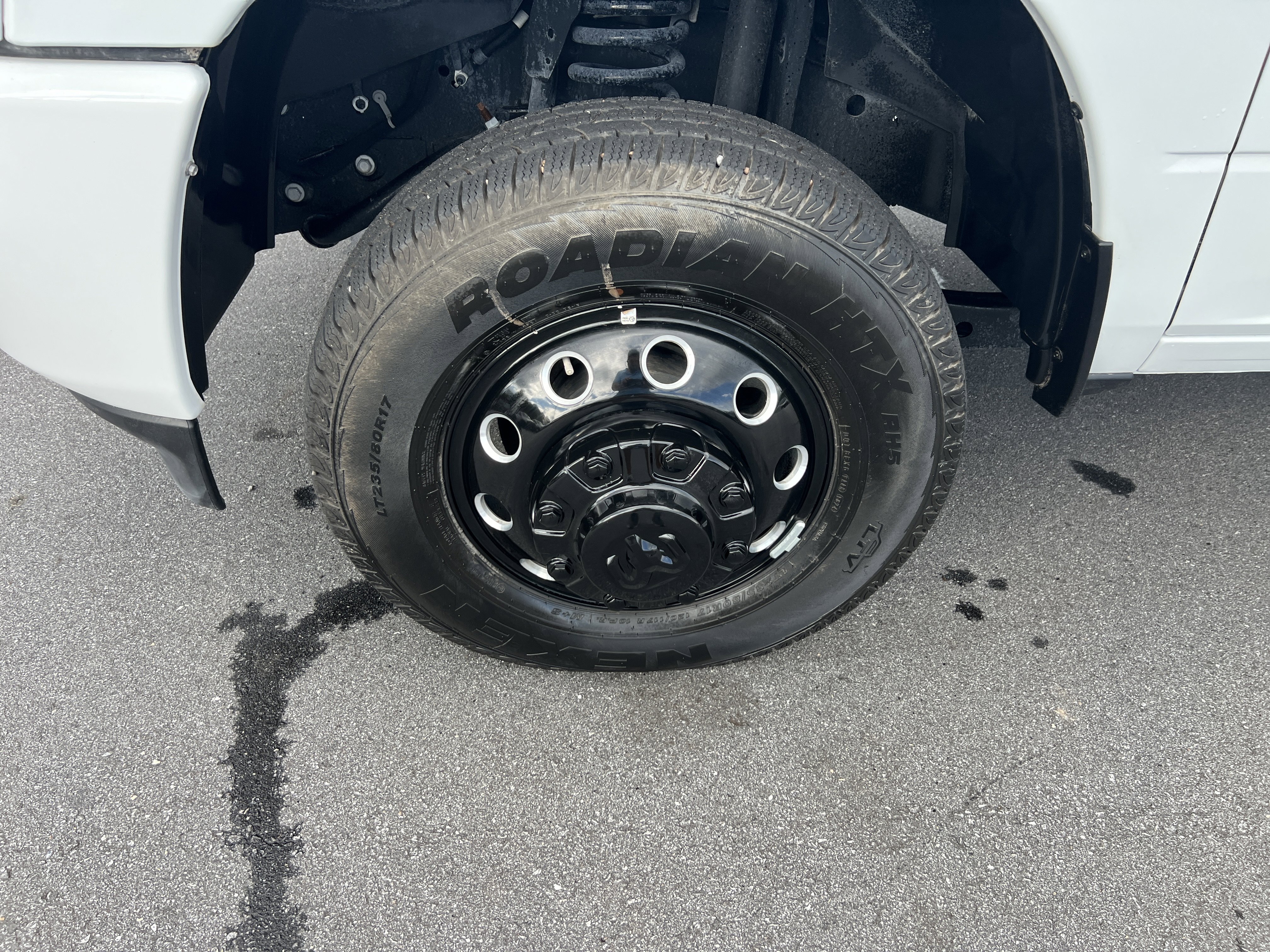 Used 2024 RAM 3500 Laramie w/ Night Edition image 13