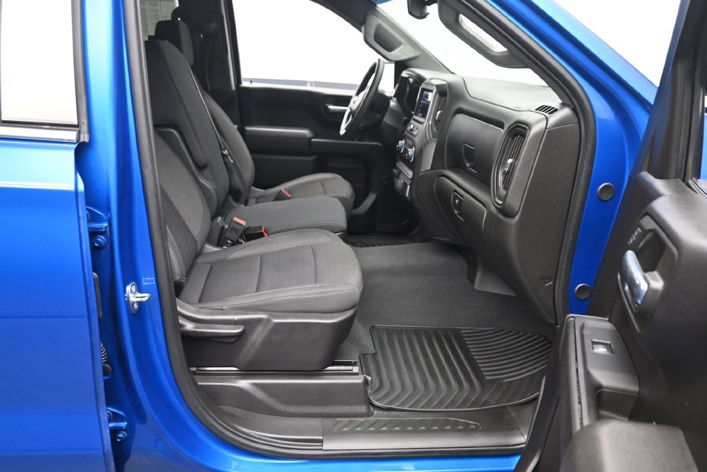 Used 2024 Chevrolet Silverado 1500 Custom AWD/4WD image 9