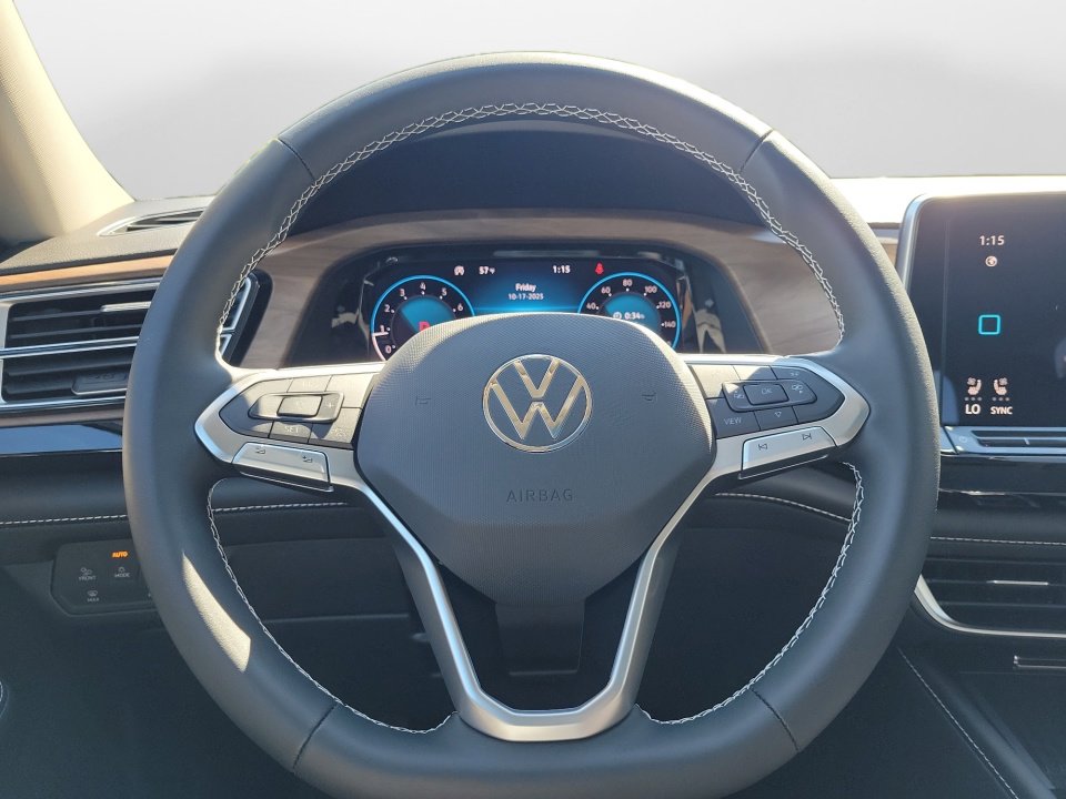 New 2026 Volkswagen Atlas SE image 10