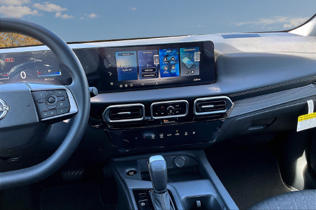 New 2027 Nissan Sentra SV FWD image 6