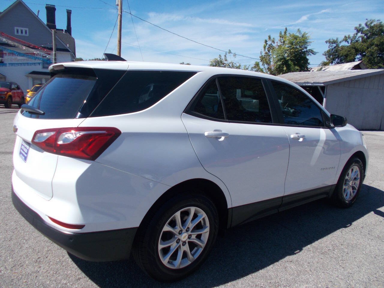Used 2020 Chevrolet Equinox LS FWD image 3