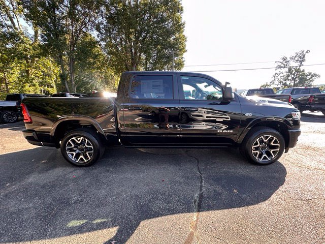 New 2027 RAM 1500 Laramie AWD/4WD image 7