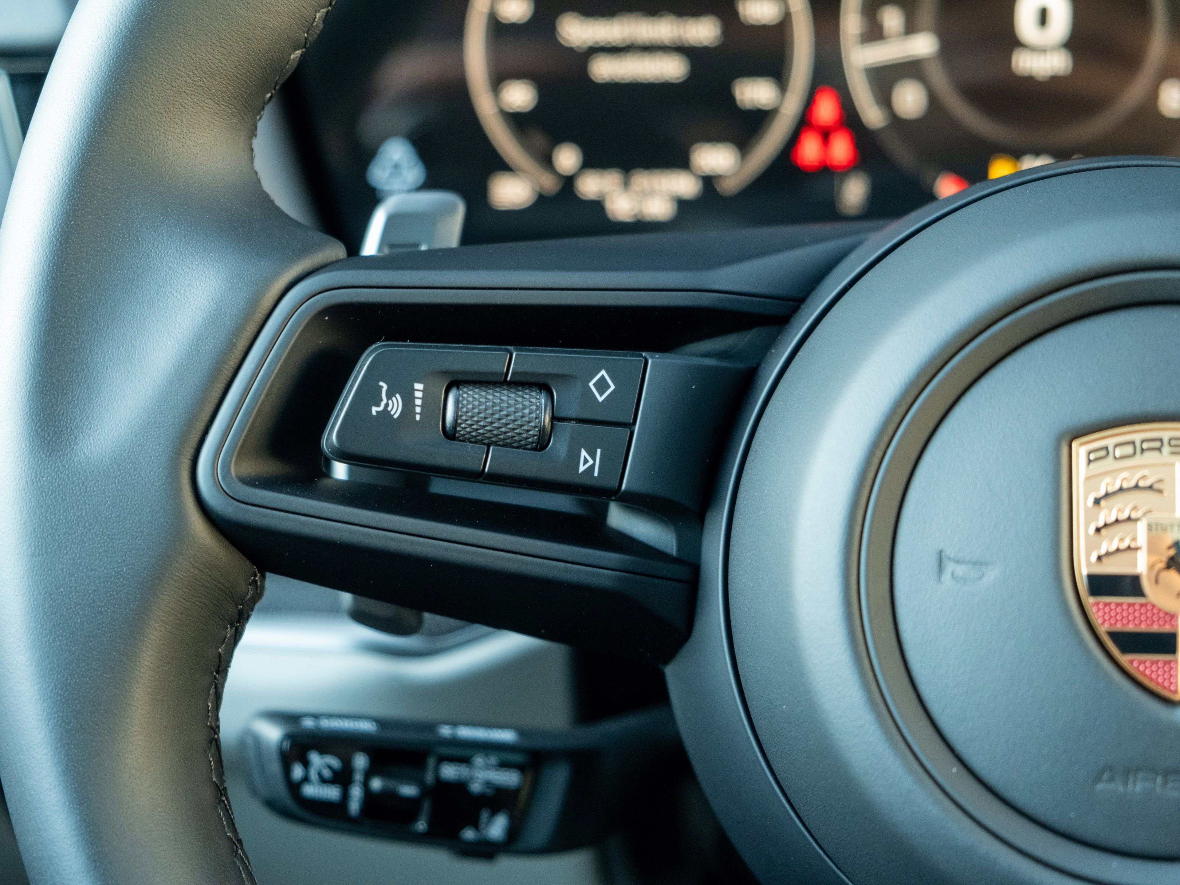 New 2026 Porsche Cayenne S image 29