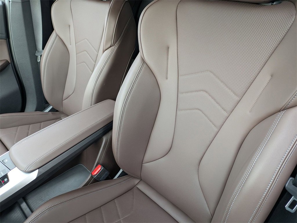 Used 2024 BMW X2 xDrive28i w/ Convenience Package image 17