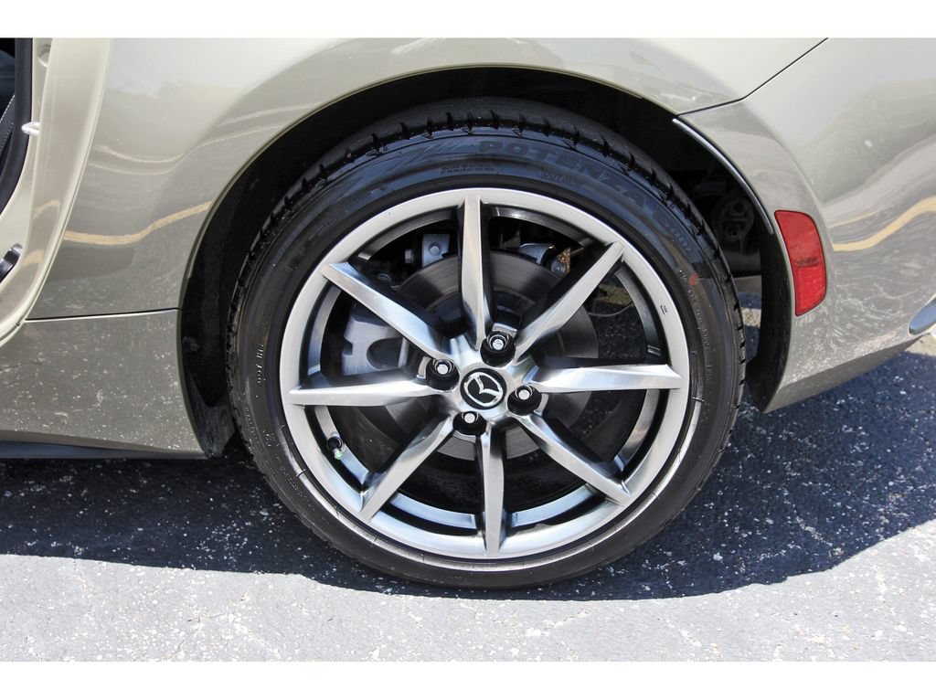 Certified 2023 MAZDA MX-5 Miata Grand Touring w/ Weather Package RWD image 25
