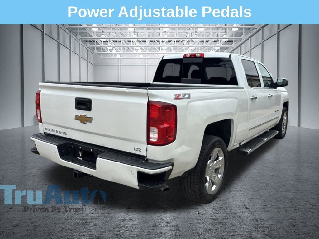 Used 2017 Chevrolet Silverado 1500 LTZ Z71 w/ LTZ Plus Package AWD/4WD image 8