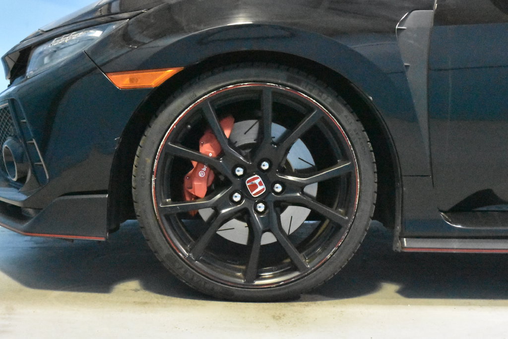 Used 2018 Honda Civic Type R image 23