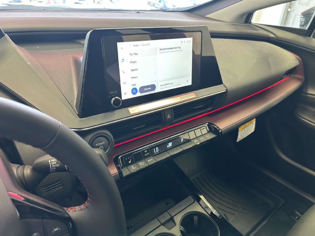 Used 2026 Toyota Prius Plug-In Hybrid FWD image 22