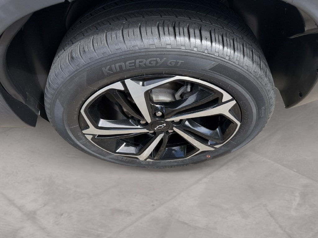 Used 2023 Chevrolet TrailBlazer RS FWD image 14