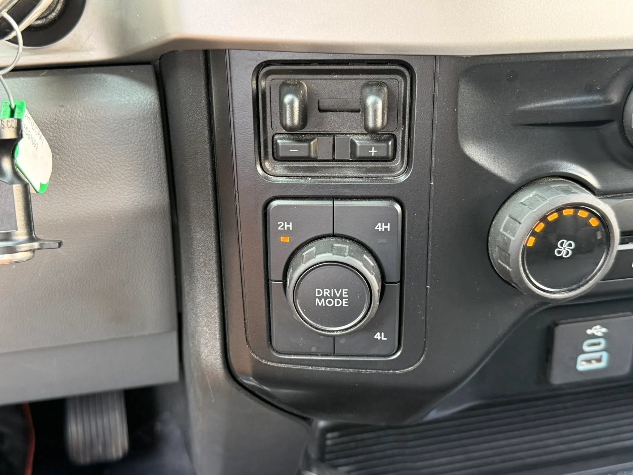Used 2024 Ford F350 XL w/ XL Chrome Package AWD/4WD image 22