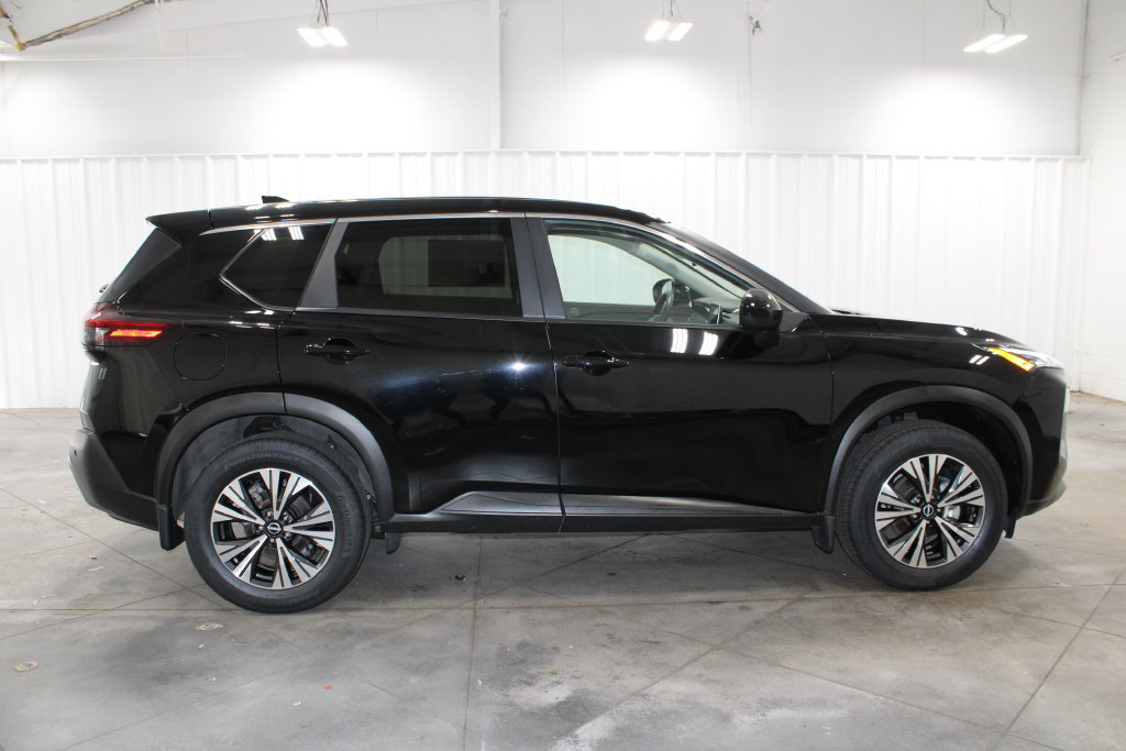 Used 2023 Nissan Rogue SV AWD/4WD image 11