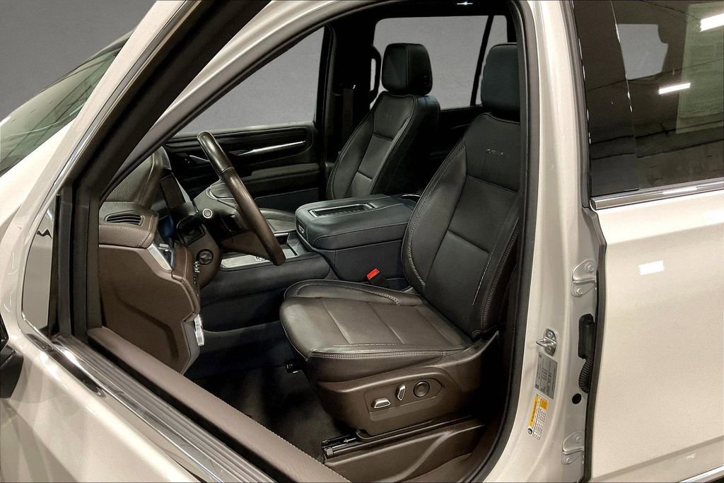 Used 2022 GMC Yukon Denali w/ Max Trailering Package image 21