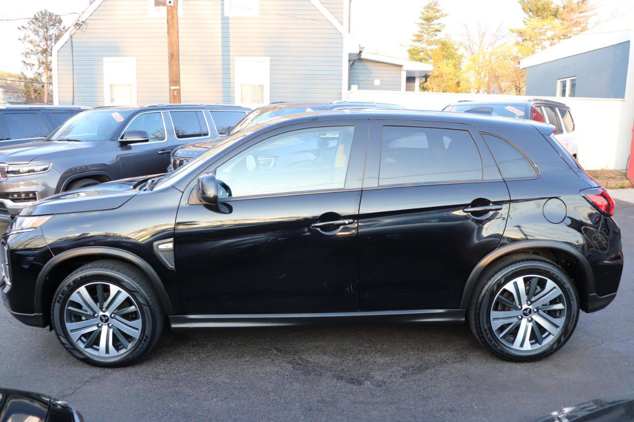 Used 2024 Mitsubishi Outlander Sport ES AWD/4WD image 2