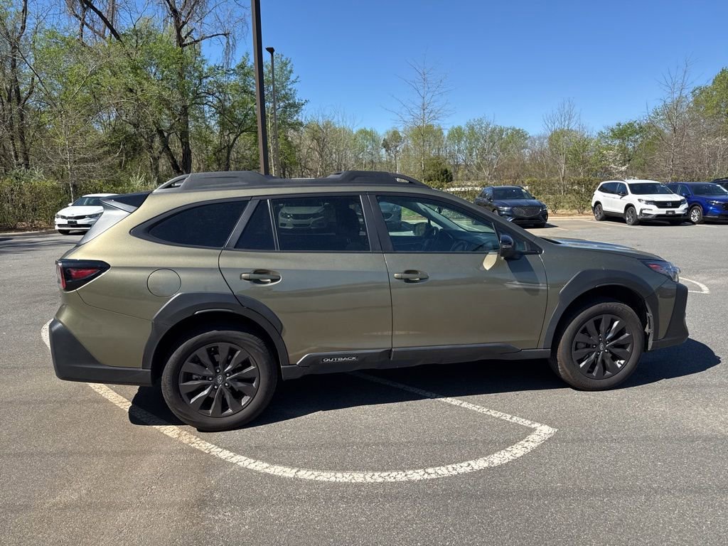 Used 2025 Subaru Outback Onyx Edition image 9