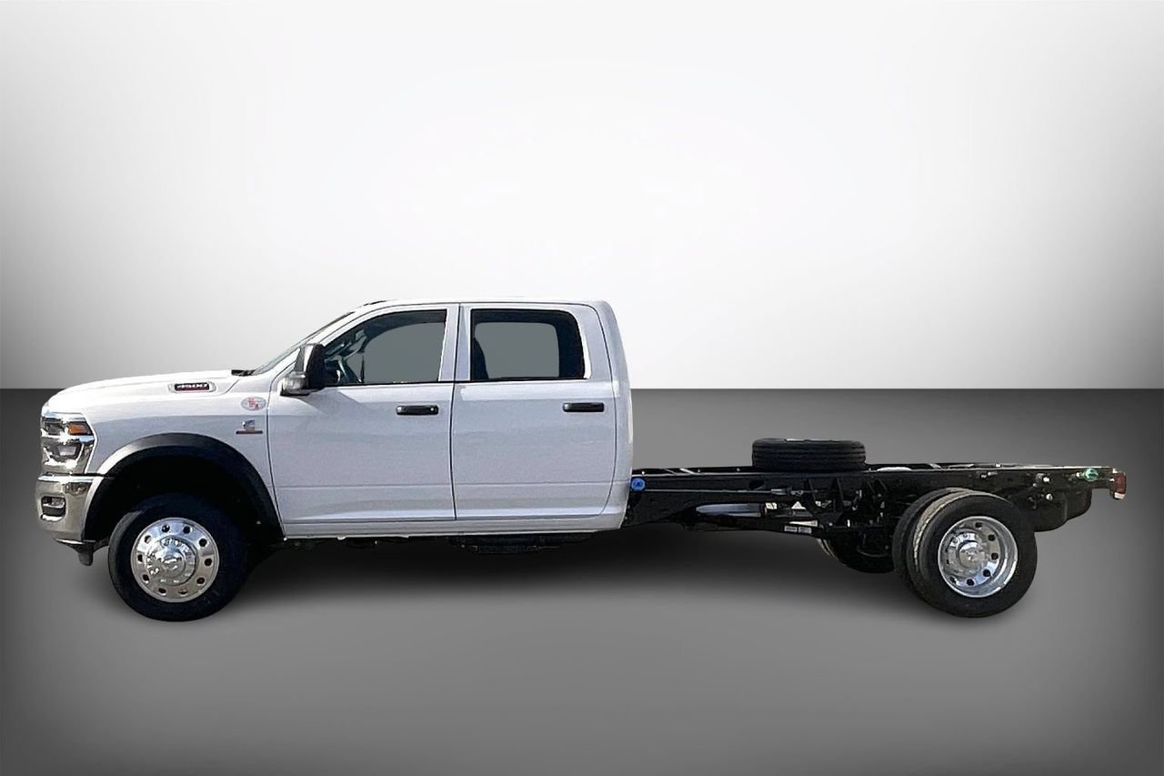 New 2026 RAM 4500 Tradesman w/ Chrome Appearance Group AWD/4WD image 5