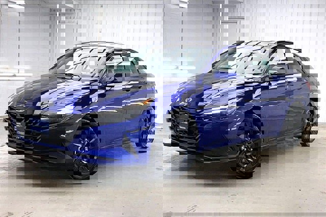 Certified 2023 Hyundai Elantra SEL w/ Cargo Package image 2