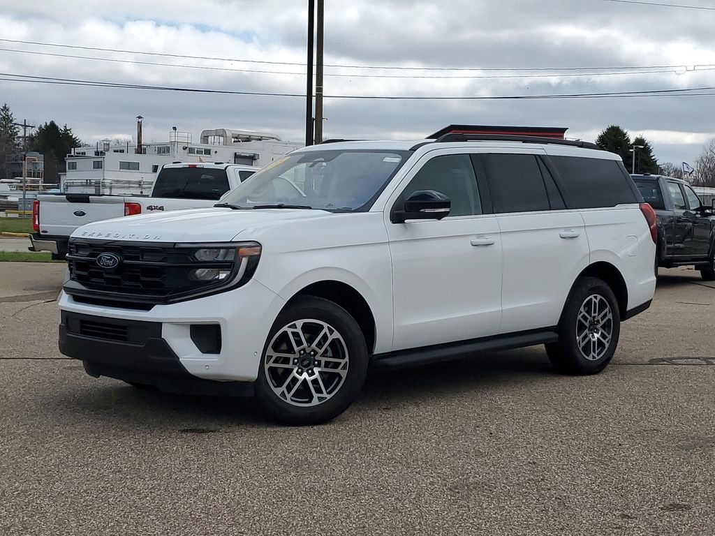 Certified 2025 Ford Expedition Active image 33