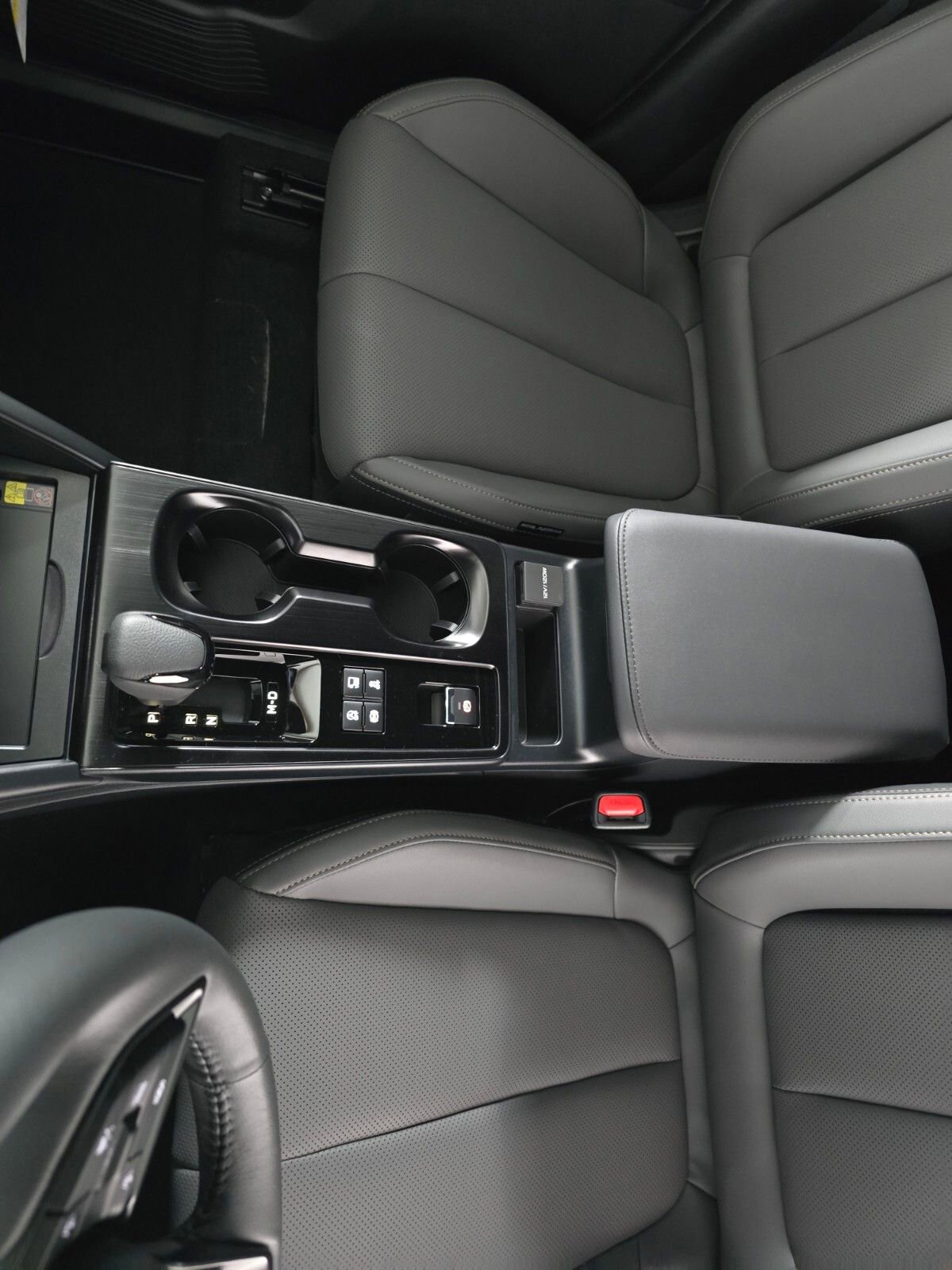 New 2026 Subaru Outback Limited XT image 32