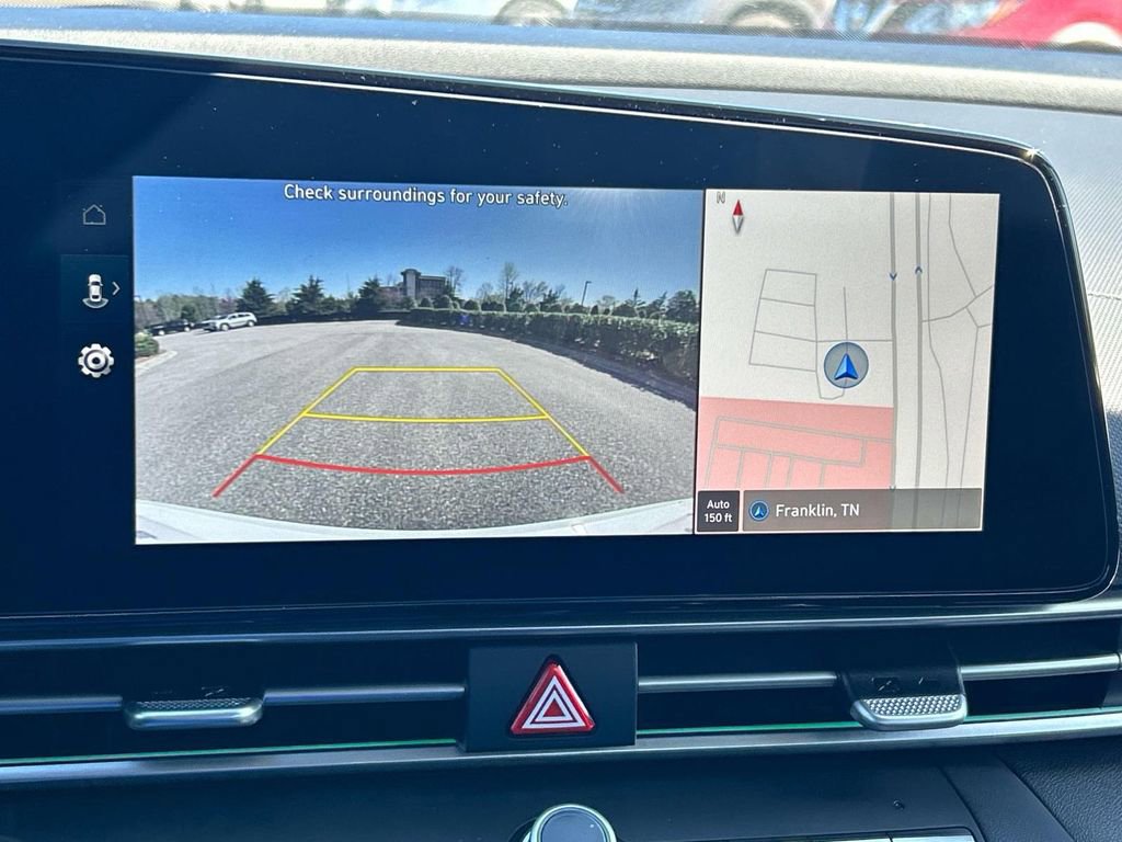 New 2026 Hyundai Elantra Limited image 27