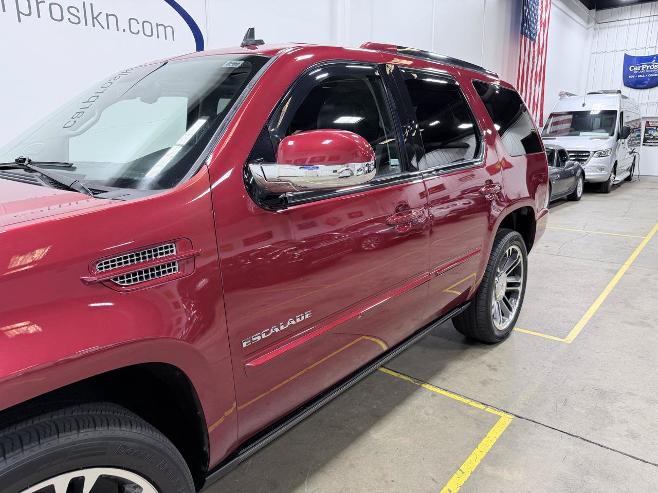 Used 2013 Cadillac Escalade Premium AWD/4WD image 22