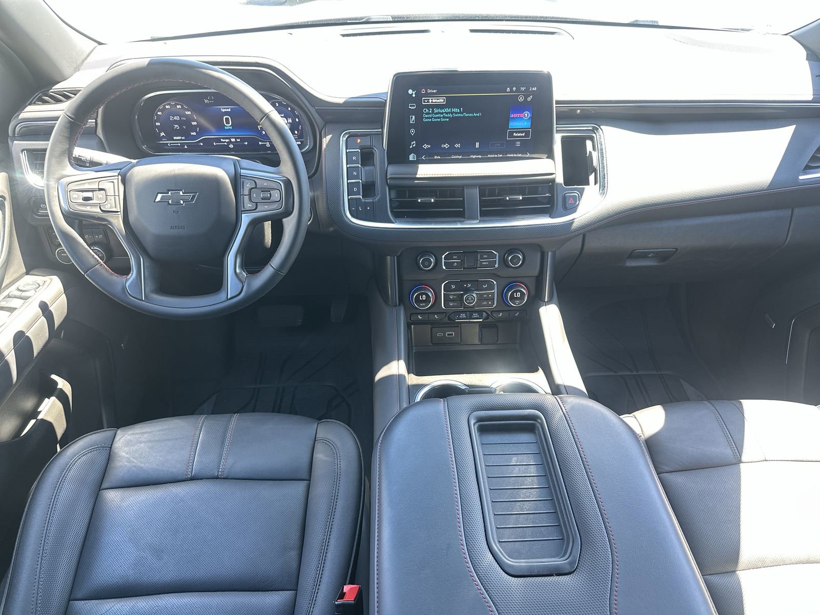 Used 2024 Chevrolet Suburban RST w/ Luxury Package AWD/4WD image 18