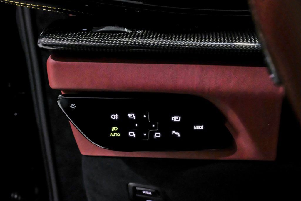 Used 2024 Ferrari Purosangue image 27