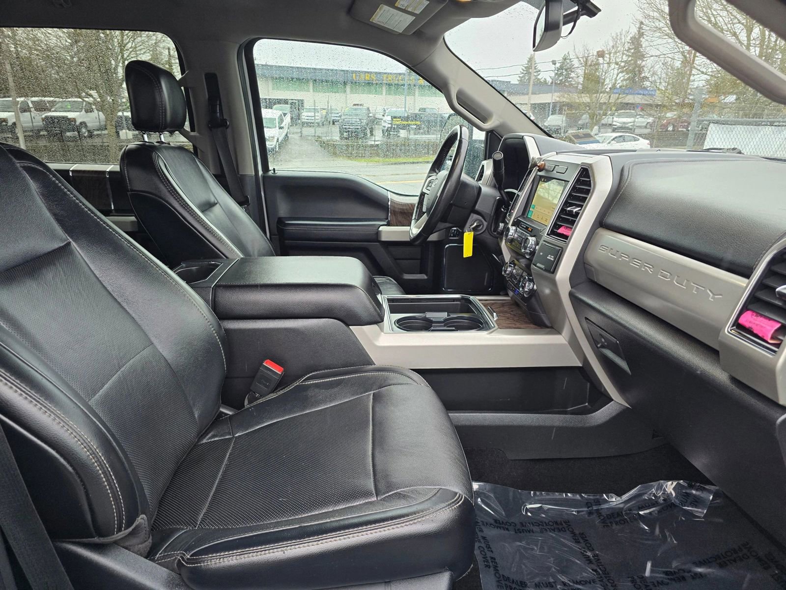 Used 2019 Ford F250 Lariat w/ Lariat Value Package AWD/4WD image 11