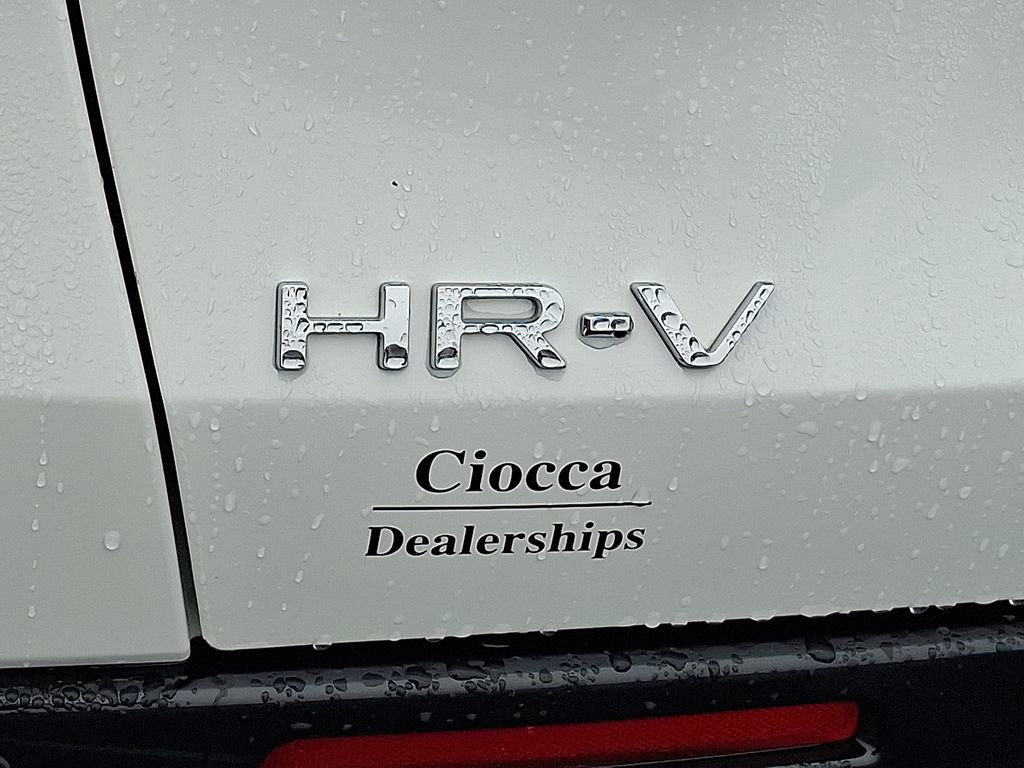Used 2024 Honda HR-V EX-L image 32